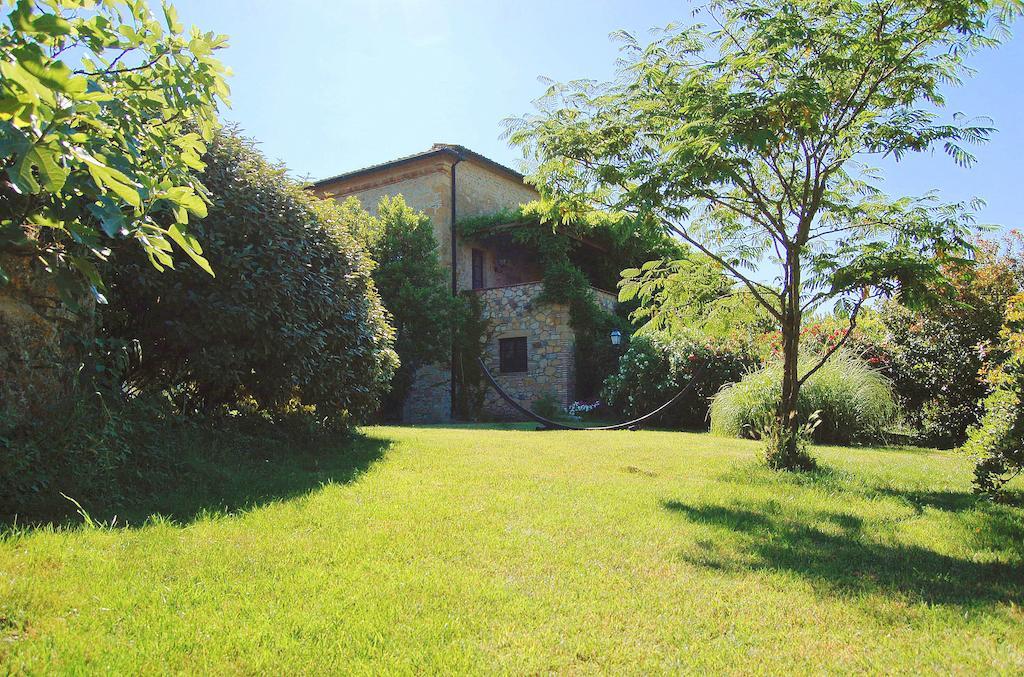 Le Valli Aparthotel Pomarance Buitenkant foto