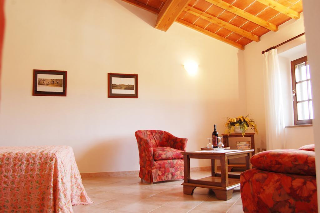 Le Valli Aparthotel Pomarance Buitenkant foto